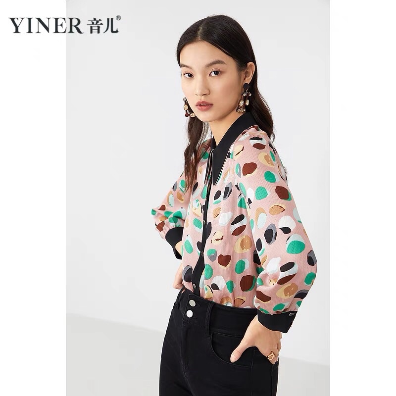 Áo sơ mi lụa hoạ tiết Yiner