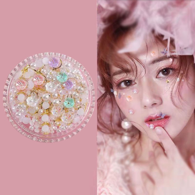 Miếng Dán Trang Điểm Mắt Lấp Lánh Tạo Hiệu Ứng Kim Cương Sáng Bóng