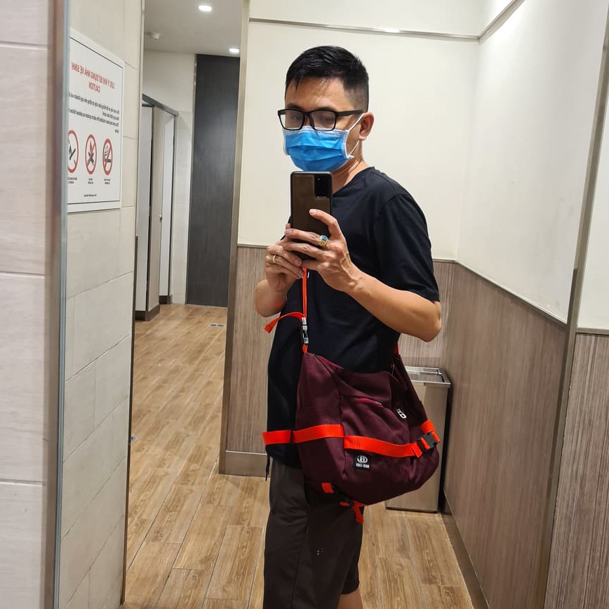 ( FREE SHIP 50K ) Túi đeo chéo nam nữ unisex thời trang Hàn quốc BEE GEE 098 để  được laptop và áo quần và laptop