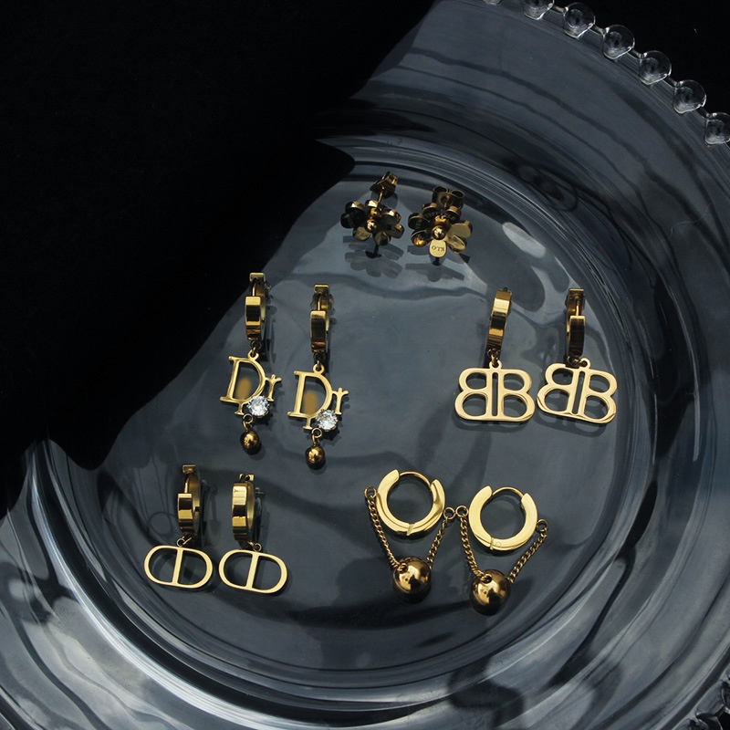 Khuyên tai thép titan hình bông hoa màu vàng sang trọng hợp thời trang cho nữ