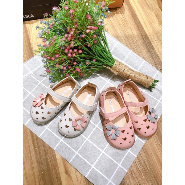 (Chân 11.5 - 13 cm) Giày búp bê đính hoa siêu yêu cho bé gái - MKBB01