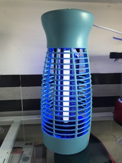 Đèn diệt muỗi Comet CM069