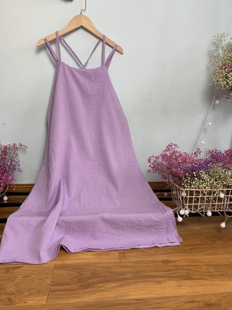 Đầm 2 dây đi biển sang chảnh chất đũi xước