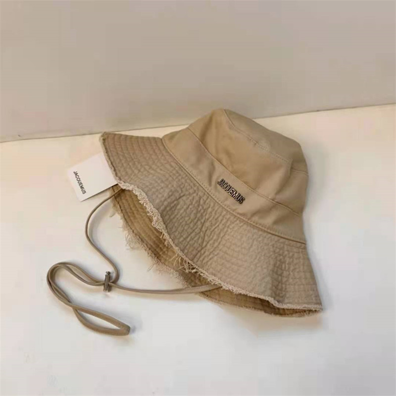 Jacquardmus Mũ Tai Bèo Đi Biển Che Nắng Chống Gió Có Dây Đeo Và logo Kim Loại