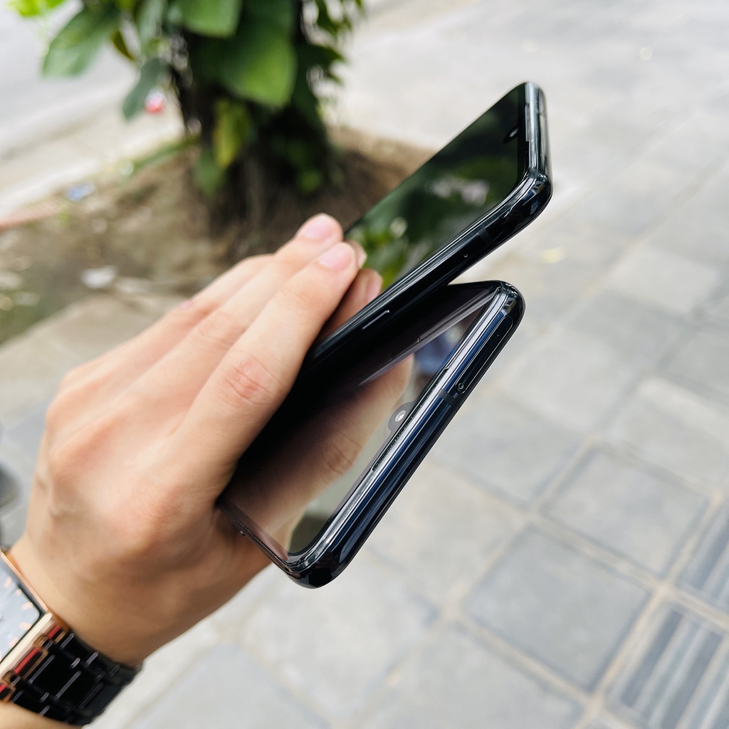 Điện thoại LG V50s ThinQ 5G  màu xanh đen Hàng bảo hành 6 tháng trọn gói