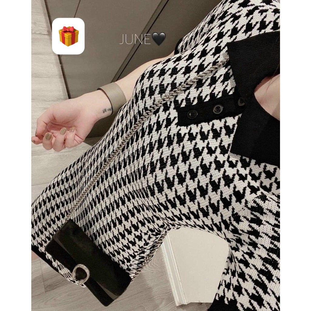 Đầm cổ bẻ cài nút màu zíc zắc ôm body cực xinh , chất thun gân dày dặn