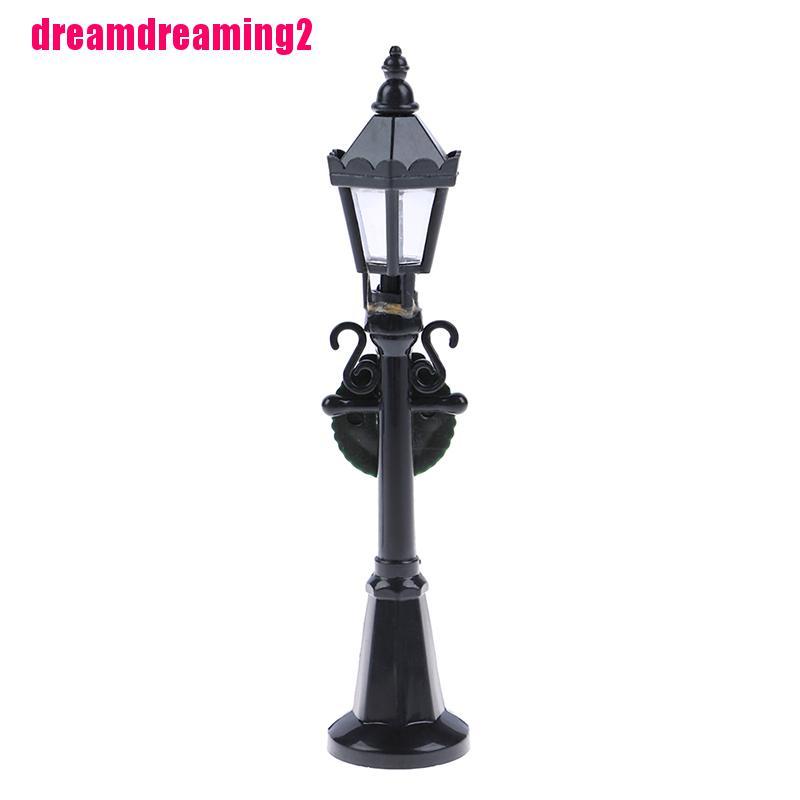 Mô Hình Đèn Đường Mini Tỉ Lệ 1 / 12 Trang Trí Nhà Búp Bê