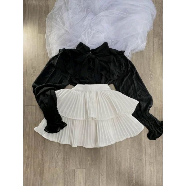 sét nơ + chân váy trắng