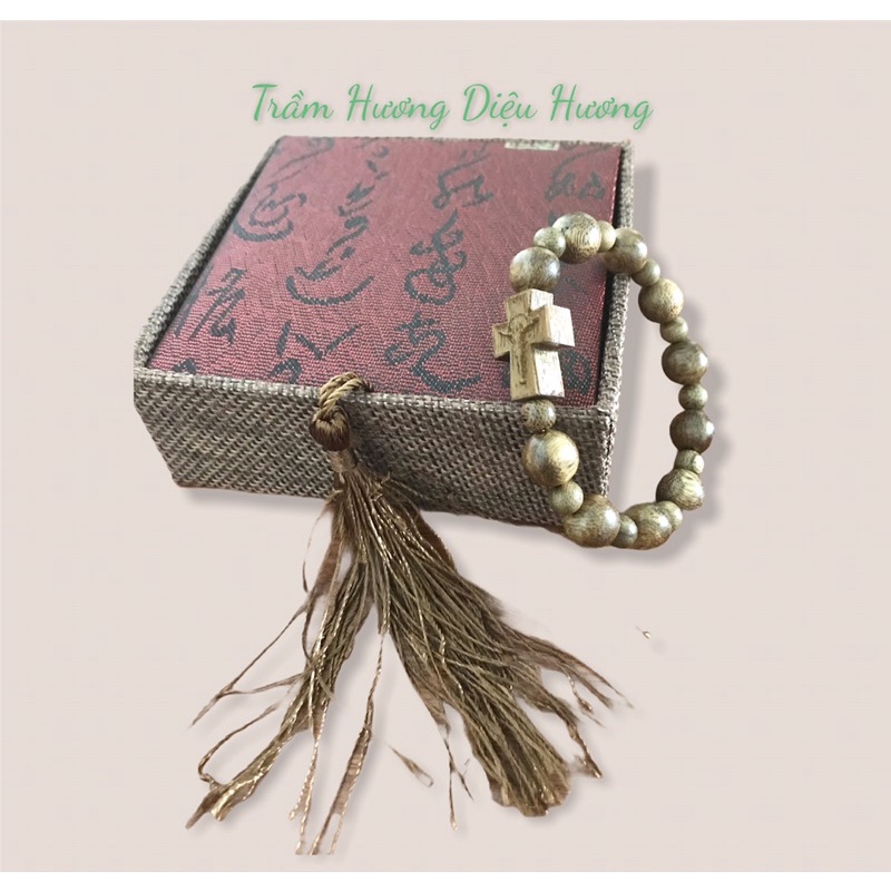Vòng tay trầm hương tốc thiên chúa giáo