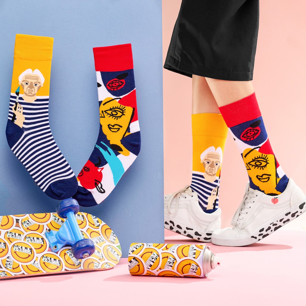 Vớ hình Họa Sĩ Picasso Chất Liệu 80% Cotton Mang Lại Cảm Giác Thoáng Khí.