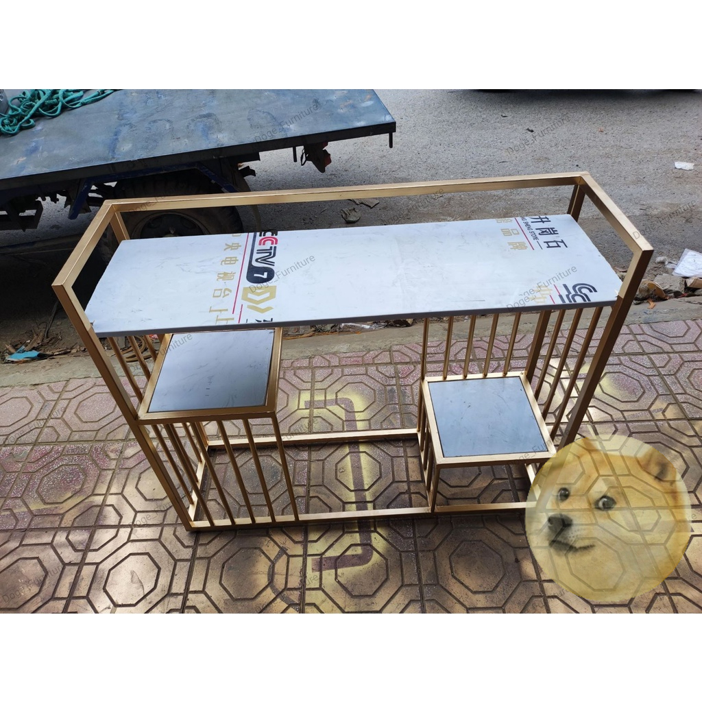 Bàn Console mặt đá, kệ bàn hành lang, console kê sát tường khung vuông ba tầng thanh sọc