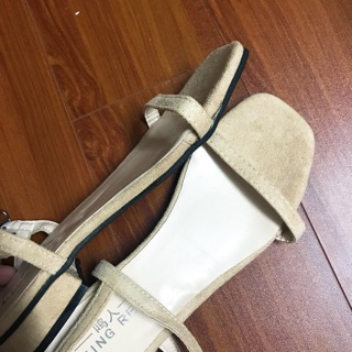 [SẴN BE 38/NÂU 38 - SALE] Sandal dây mảnh da lộn (ảnh thật ở cuối)