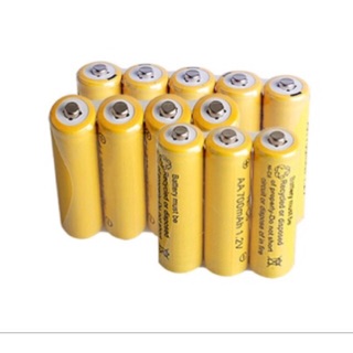 Vỉ 4 viên pin aa 700mah