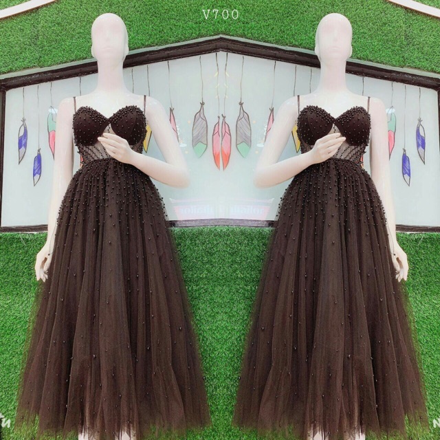 Đầm xoè kết cườm tia