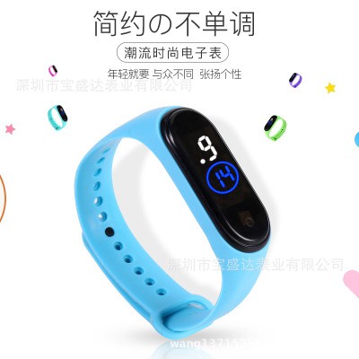 Đồng hồ unisex thể thao Ulzzang sport M4 đèn led chống nước cực tốt | BigBuy360 - bigbuy360.vn