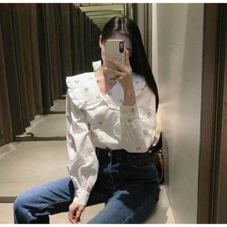 Áo xô thêu hoa cổ bèo