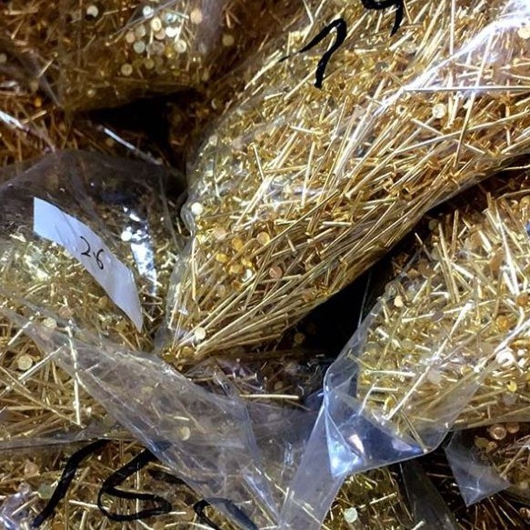 gói 10gam kim đuôi phẳng xỏ hạt