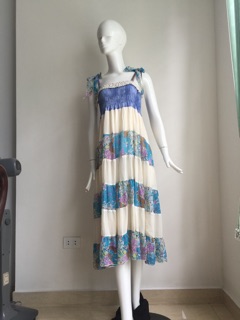 Đầm maxi đi biển