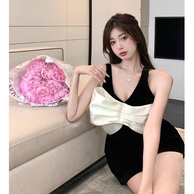 Jum Đen Phối Nơ Ngực Chất Tacta (Hàng Loại 1) Váy Xinh Phối Nơ