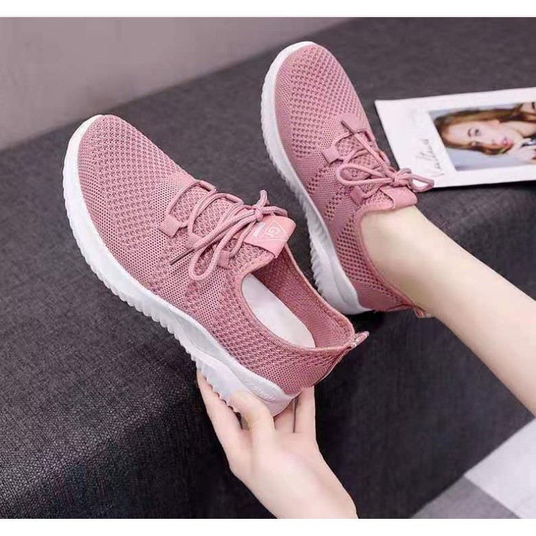 cobo 7 đôi giày giá tốt