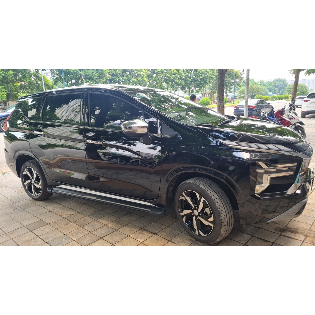 Bậc lên xuống, bệ bước chân Mitsubishi Xpander 2022. Mẫu đúc cao cấp X8