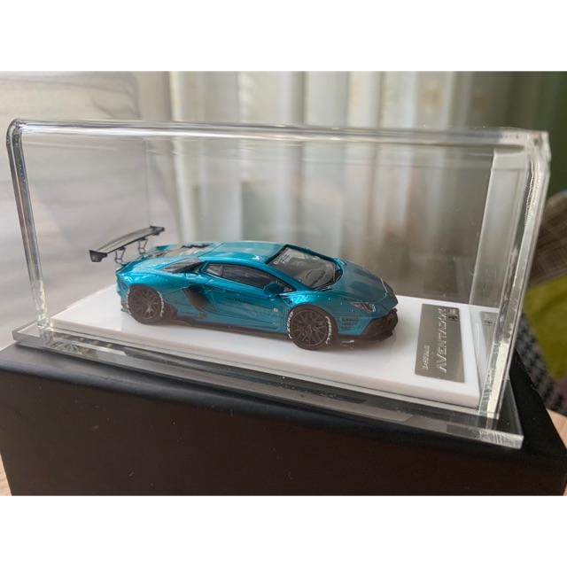 Xe mô hình ôtô Lamborghini aventador liberty walks 1/64