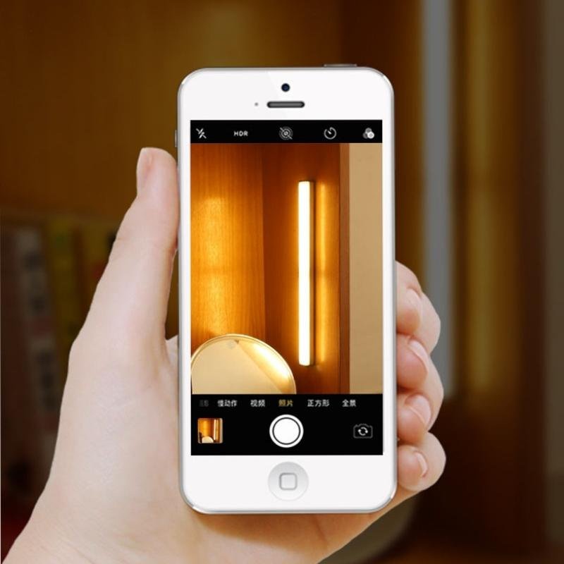 Đèn Led Cảm Biến Chuyển Động Không Dây Thông Minh Sạc Tích Điện Gắn Cầu Thang Tủ Quần Áo Đèn Led Akio