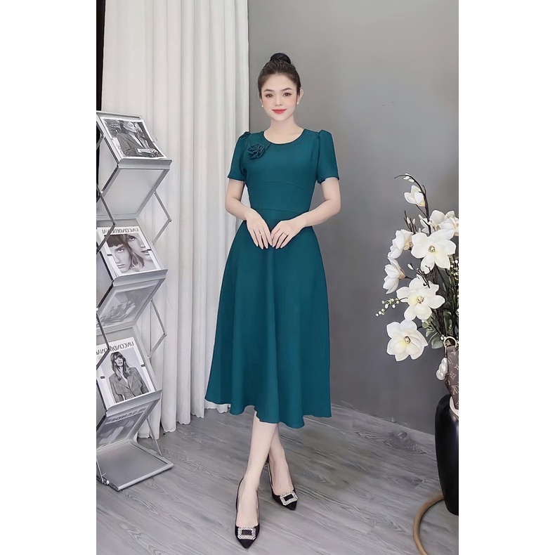 Đầm xòe phối hoa ngực quyến rũ D025- Lady fashion