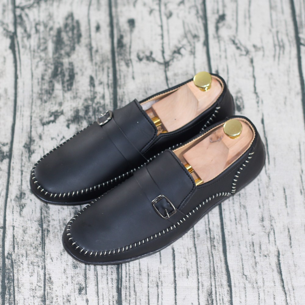 Giày Lười Nam Chỉ Trắng Đen [Có Hộp & 2 Tất] | BigBuy360 - bigbuy360.vn