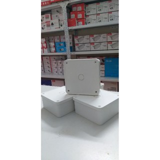 Hộp nhựa cho chân đế camera giám sát