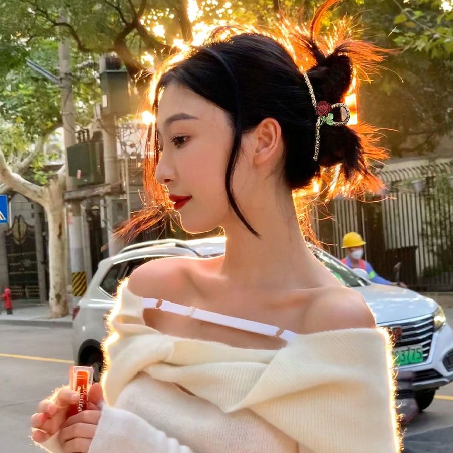 Kẹp Tóc Móng Vuốt Lớn Bằng Hợp Kim Hình Hoa Màu Vàng Thời Trang Hàn Quốc Cho Nữ