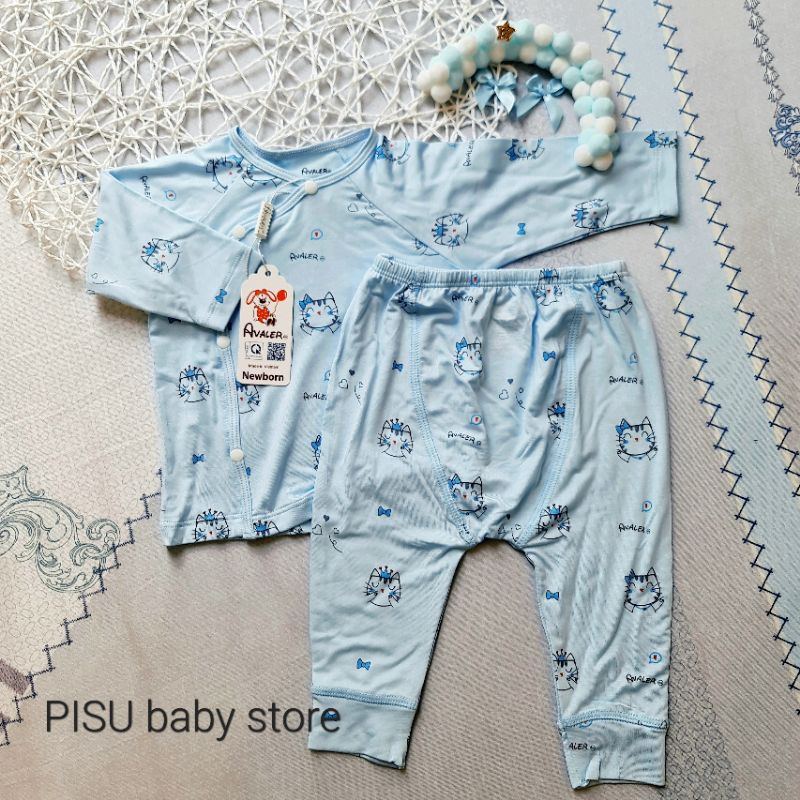 Avaler - Bộ dài tay cài chéo sợi tre mềm mướt êm dịu cho da bé