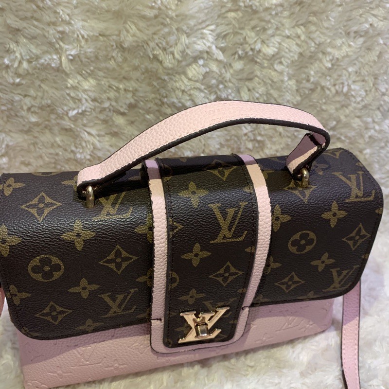 Túi đeo chéo lờ vê