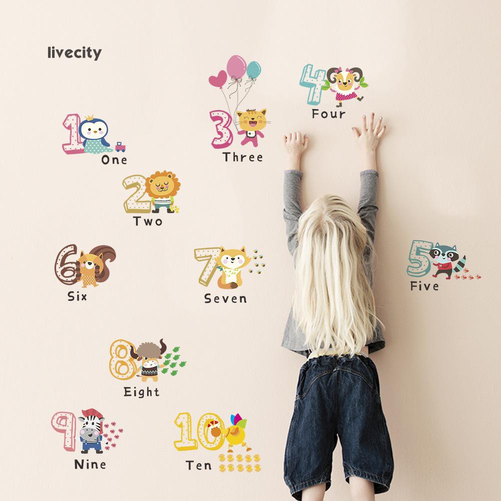 Giấy dán tường họa tiết hình con thú và con số theo phong cách hoạt hình dùng trang trí phòng cho trẻ nhỏ