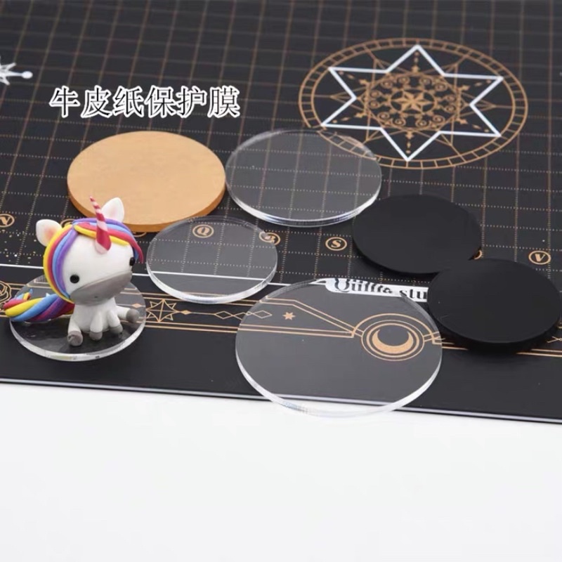 Đế mica gắn mô hình nhân vật