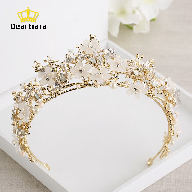 Tiara bride decorated beads and white gold pearls