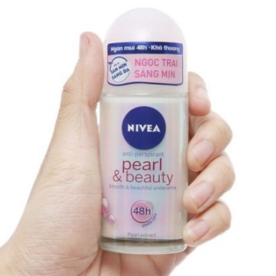 Lăn khử mùi ngọc trai Nivea Pearl &amp; Beauty 50ml