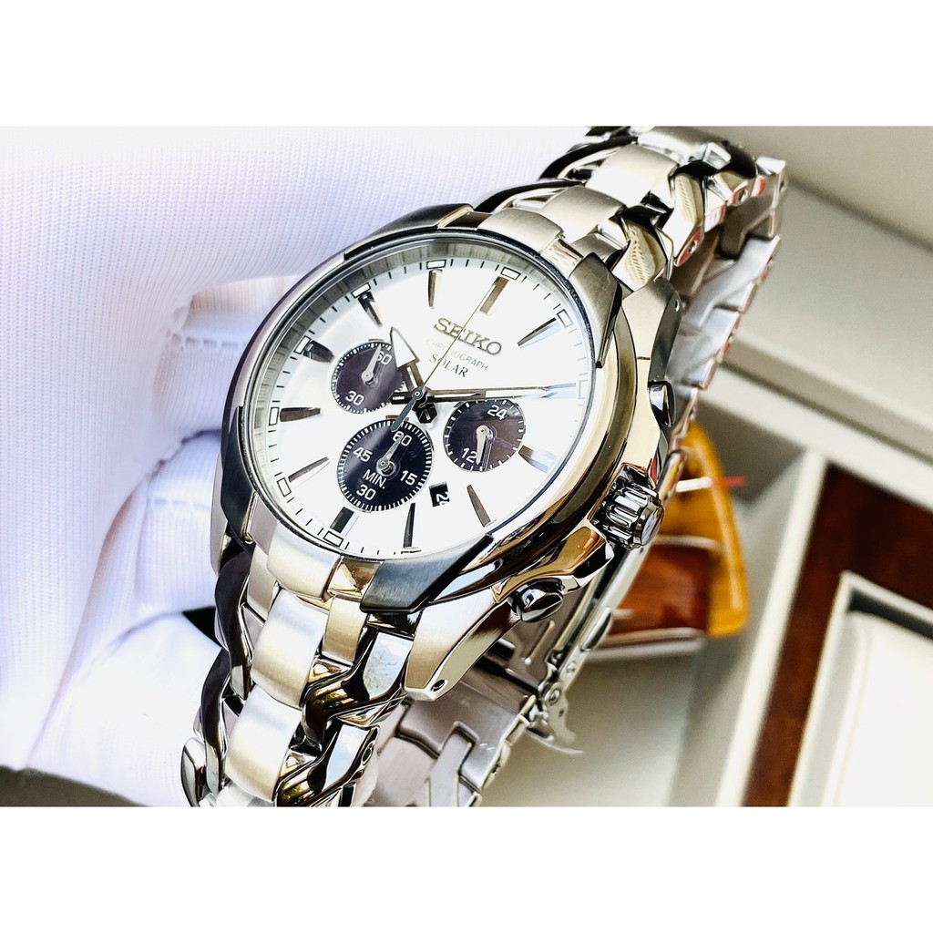 Đồng hồ nam Seiko Solar Chornograph SSC635P1 - Dòng máy độc đáo và cao cấp cùng kiểu dáng sang trọng