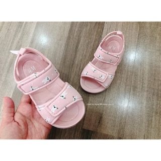 Sandal h-m sz 22/23 newtag