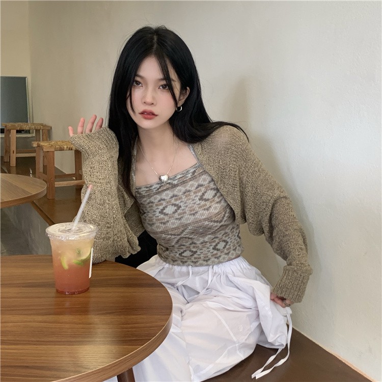 Set áo yếm Aztec và Áo khoác Cardigan len độc lạ dễ phối áo hai dây