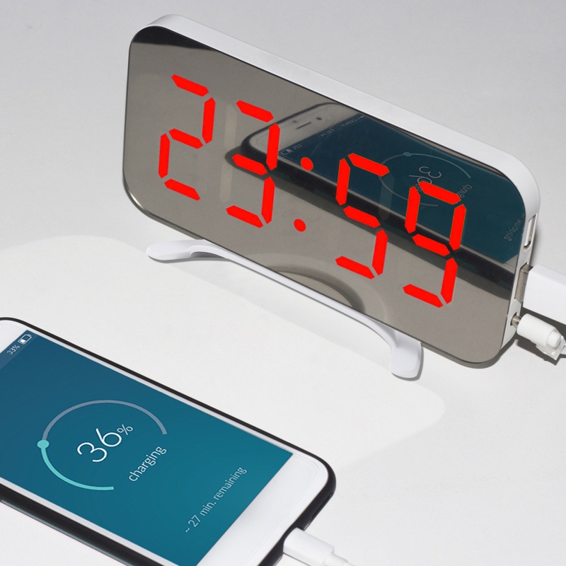 Đồng Hồ Báo Thức Điện Tử Kỹ Thuật Số Màn Hình LED Hai Cổng Sạc USB