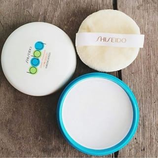 Phấn rôm Shiseido Baby powder Pressed