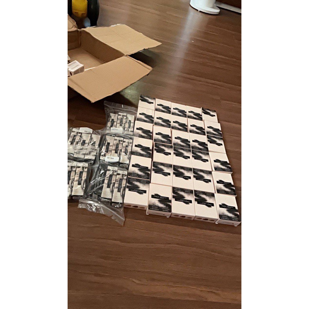 *BILL US* TẠO KHỐI FENTY - ẢNH TỰ CHỤP | BigBuy360 - bigbuy360.vn