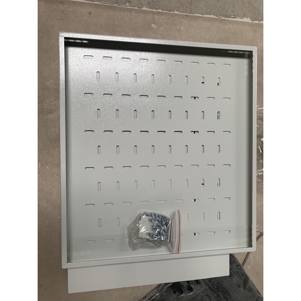 KHAY D800 CỐ ĐỊNH CHO TỦ RACK.