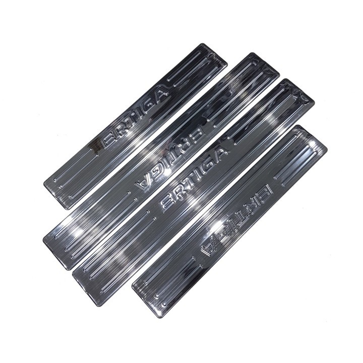 Ốp bậc cửa, nẹp bước chân xe Suzuki Ertiga 2019 2020 2021 – Mẫu Titan cao cấp