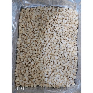 Nhân Macca Úc vỡ 4 (500gr)