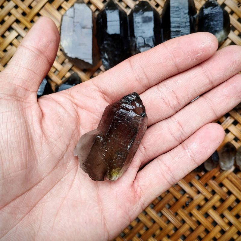 Tinh thể Smoky quartz sưu tầm, trang trí, làm handmade, thanh tẩy năng lượng tiêu cực