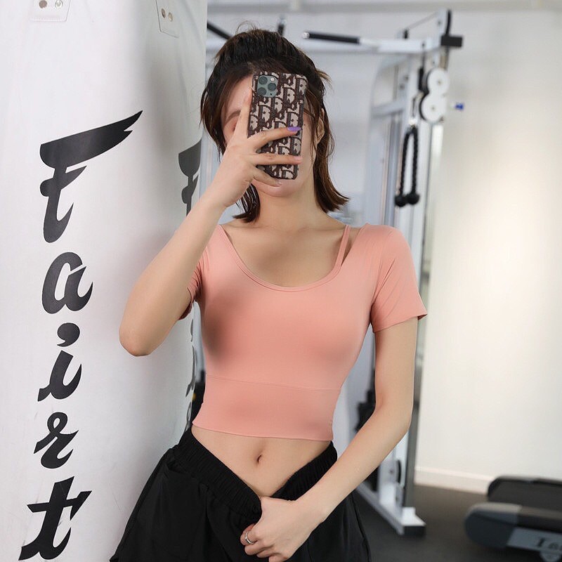 Áo crop thun dây vai gym,thể thao,yoga ( có mút)