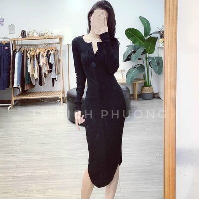 Váy tăm cổ khuy túi ngực dáng dài