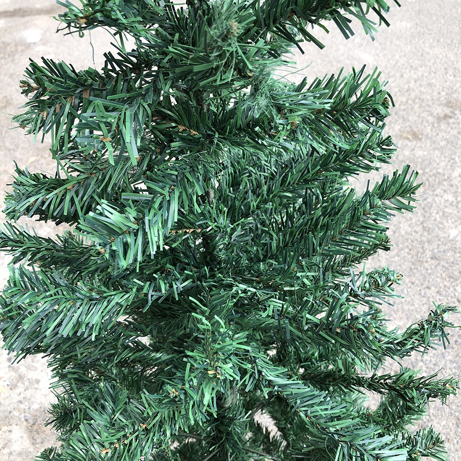 Cây thông Noel lá xanh giá rẻ trang trí Giáng sinh